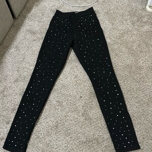Aphrodite jeans- loved them but don’t need them anymore. Styles up any outfit.